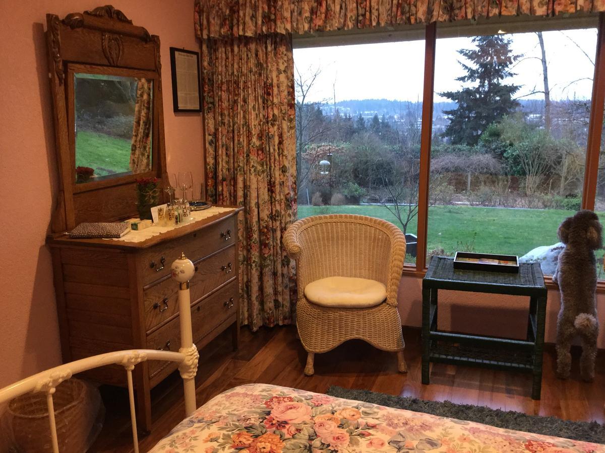 A Cascade View Bed And Breakfast แบลวิว ภายนอก รูปภาพ